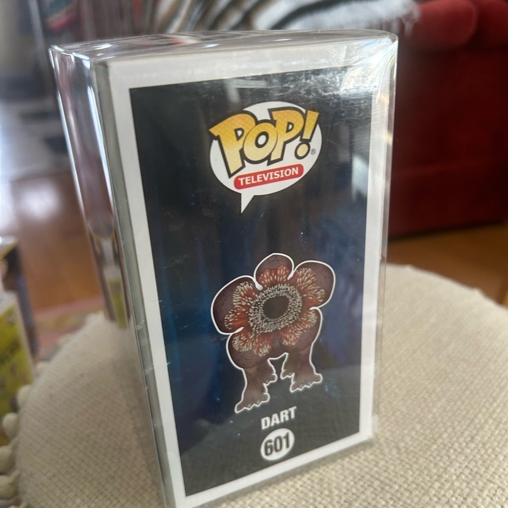 Funko Pop! Vinyl: Stranger Things - Demogorgon (Dart) #601 - Picture 3 of 8